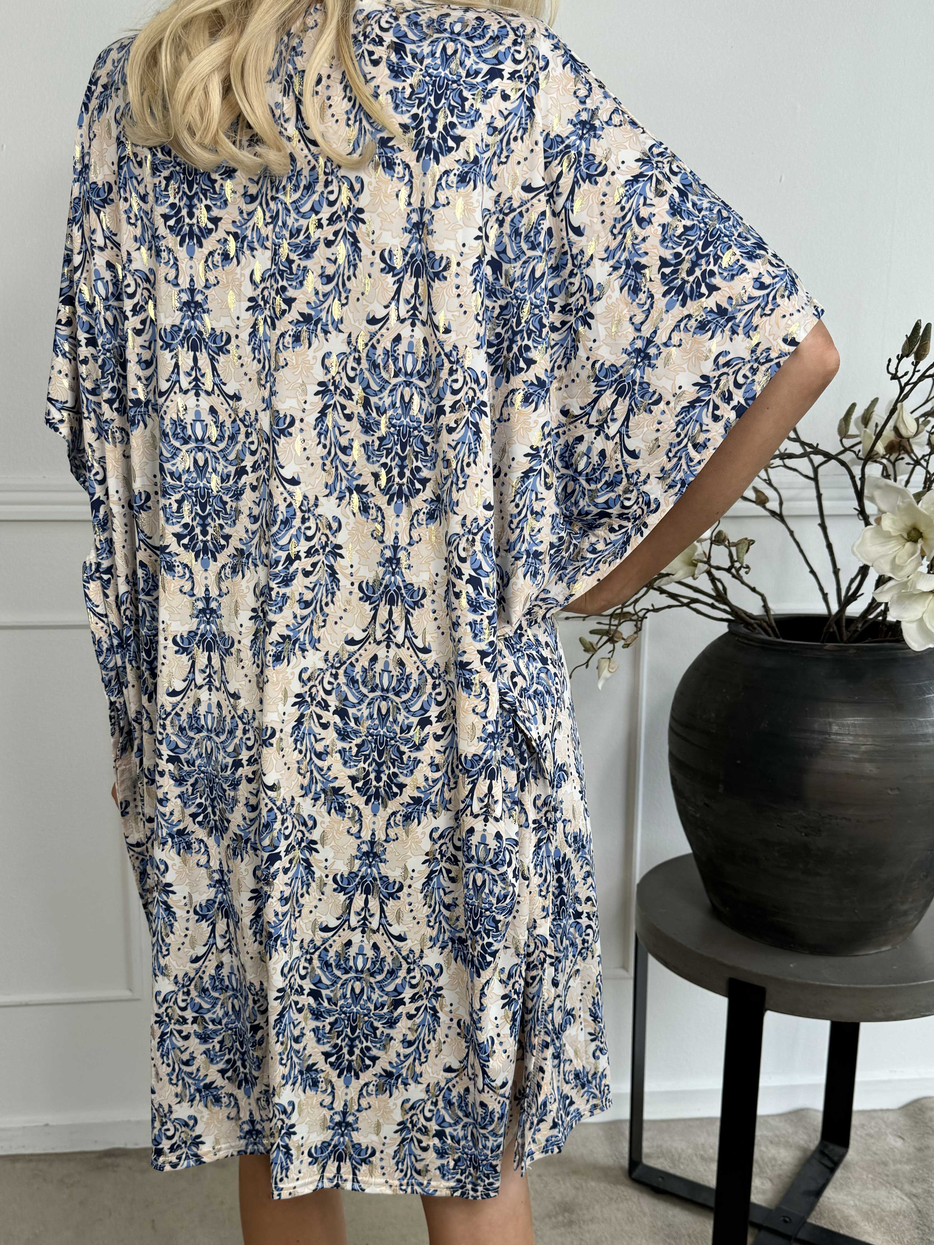 Azmina Royal - Tunikaklänning i lös passform med resår